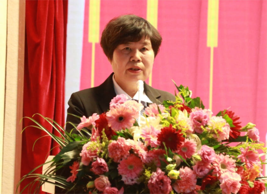 开云官方网站,开云kaiyun(中国)第一届党委班子选举大会---徐州市树恩中学总校长薛淑萍同志致开幕辞